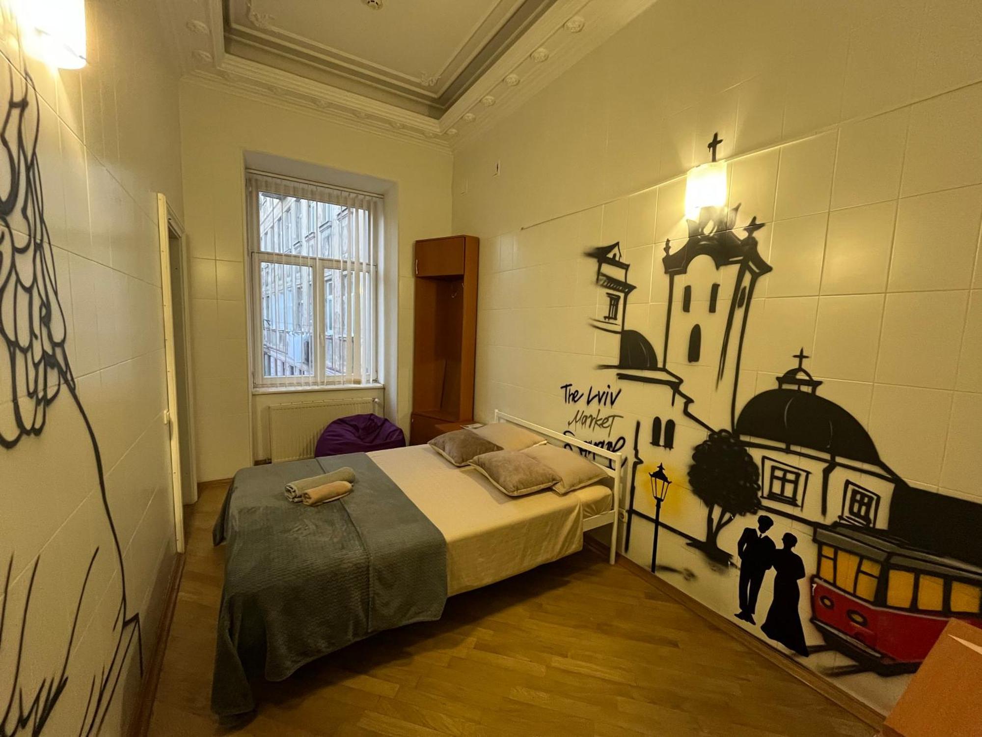 Центрум Апартаментс Lviv Ngoại thất bức ảnh